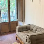 Apartment Pis Amb Molt D'encant Al Centre D'olot Olot